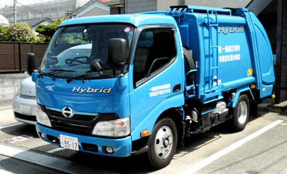 2tパッカー車（一般廃棄物）